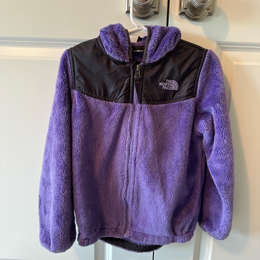 Girls North Face Fleece, Purple, Size 5